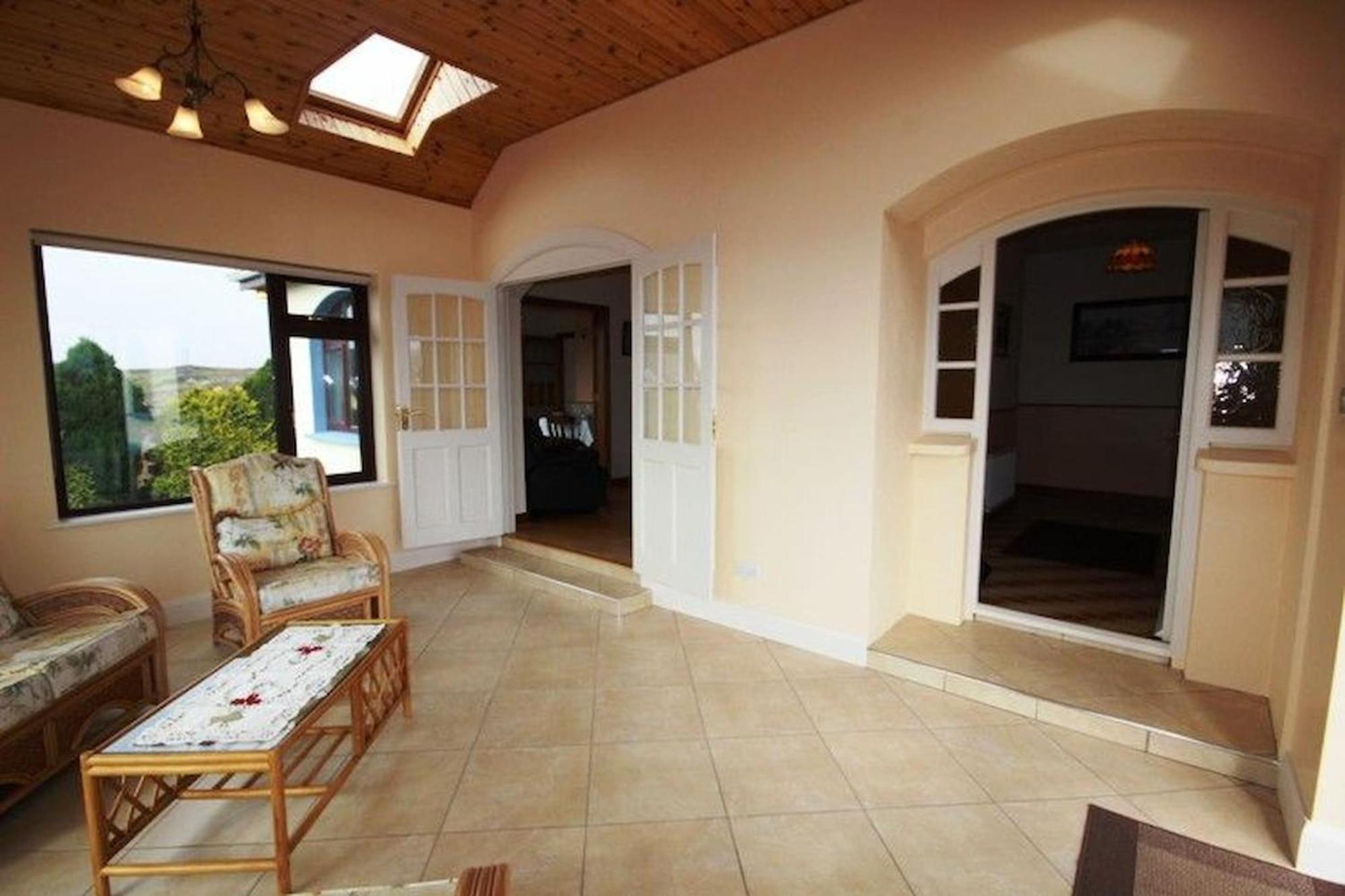 Pooreen House Inverin Экстерьер фото