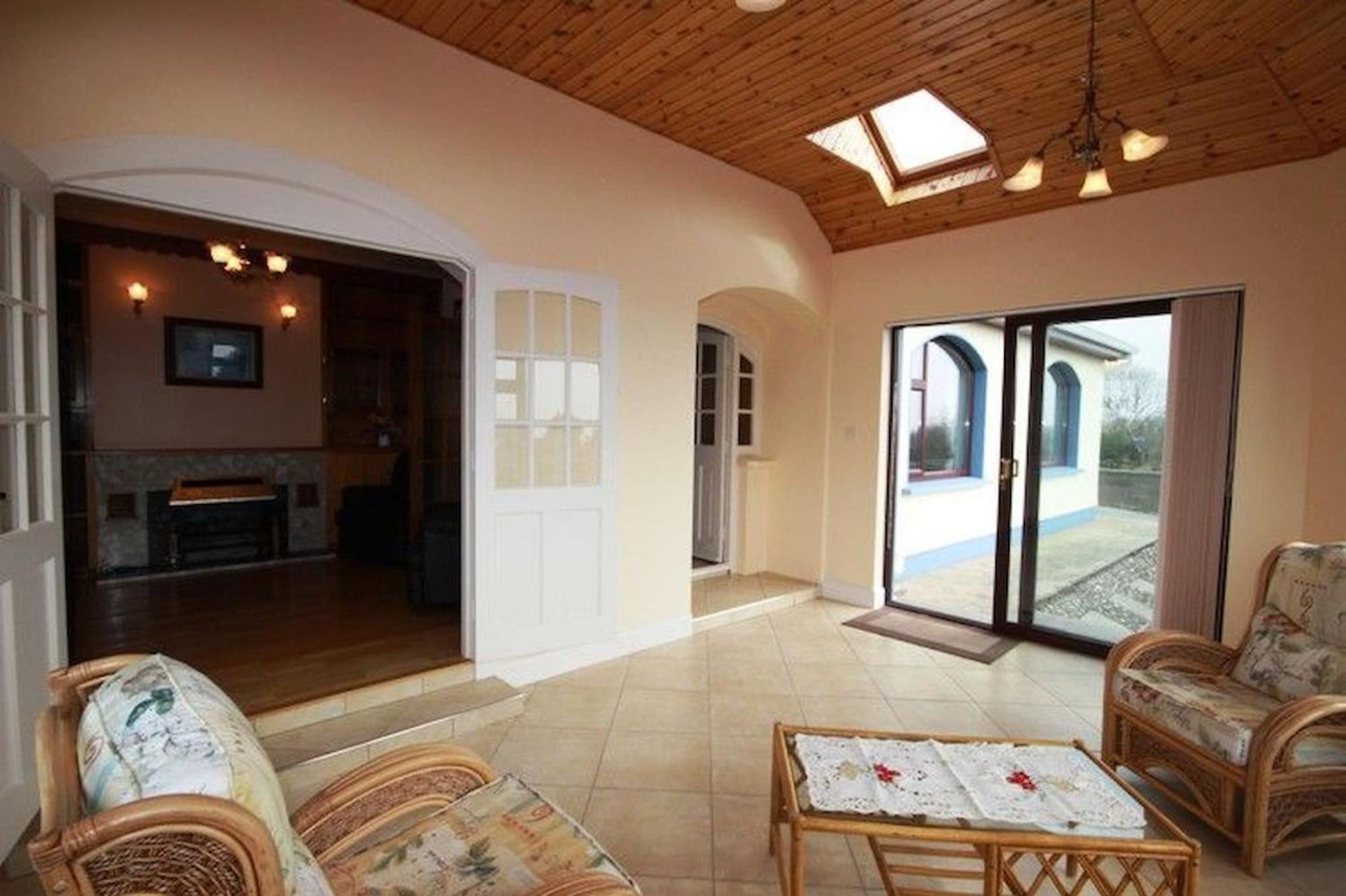 Pooreen House Inverin Экстерьер фото